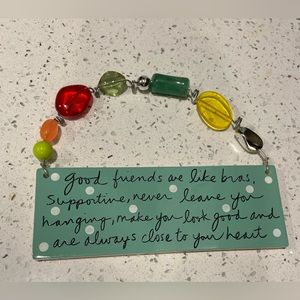 “Good Friends” Decor